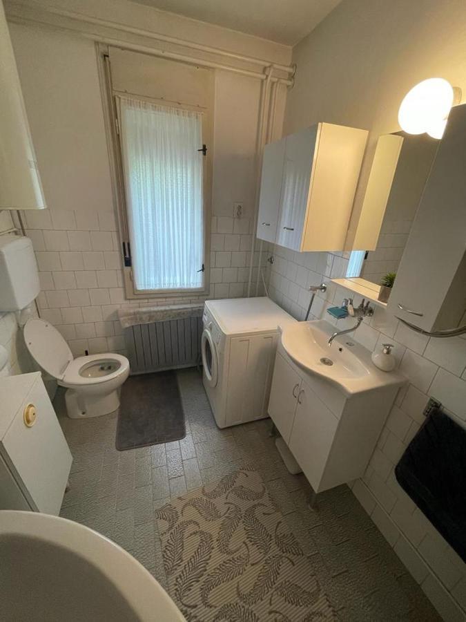 Apartman Pcelica Apartman Póla Kültér fotó